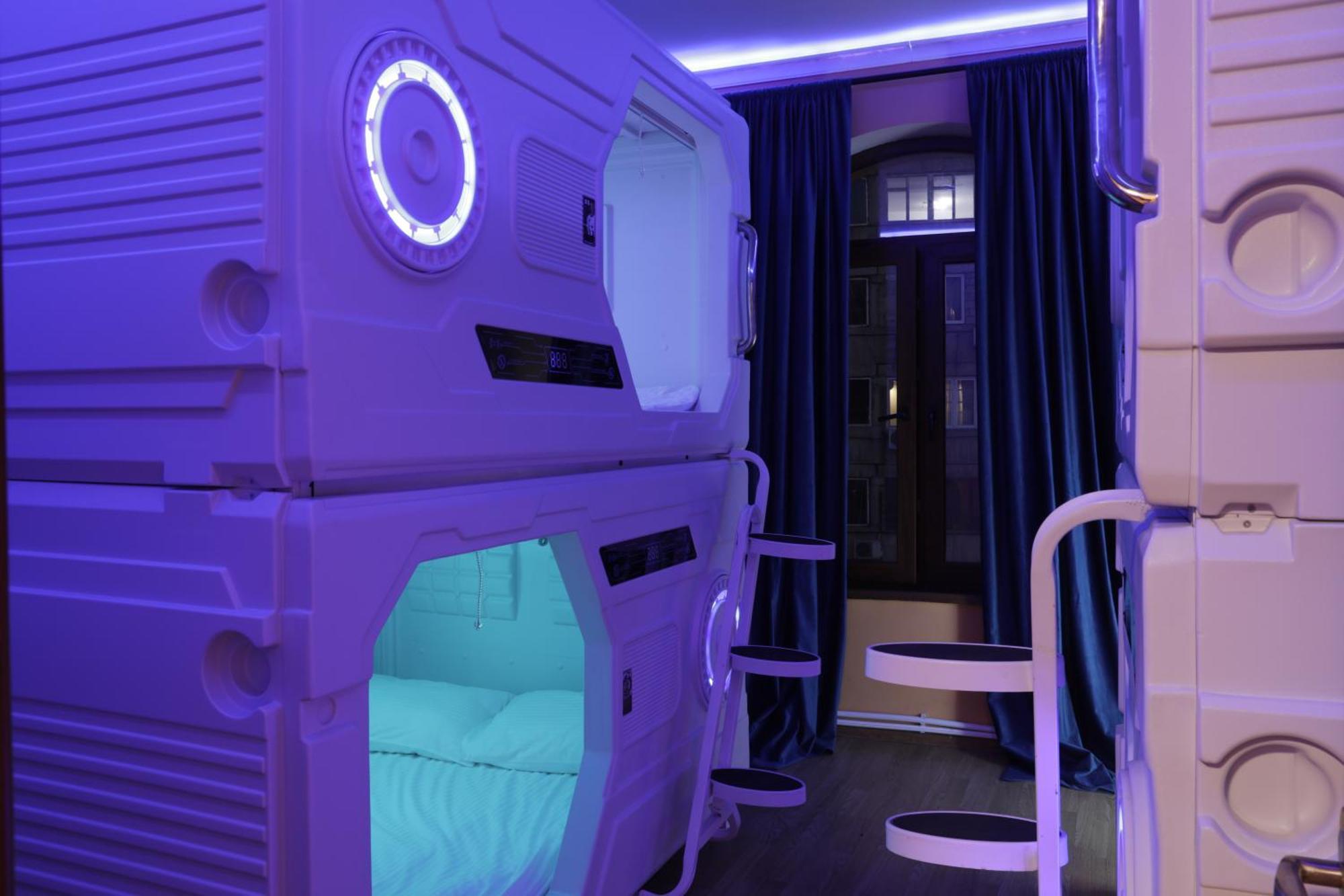 Capsula Hotel เยเรวาน ภายนอก รูปภาพ